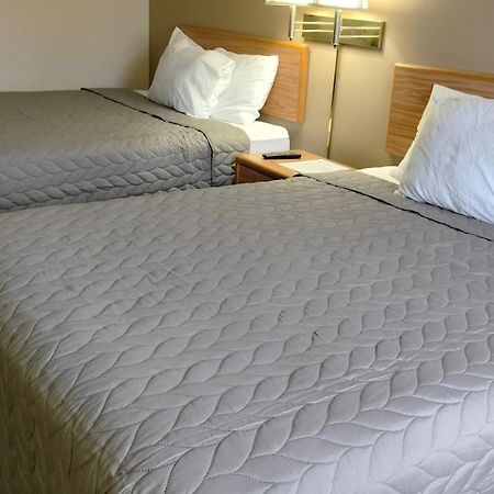 Magnuson Hotel Ironwood Bagian luar foto