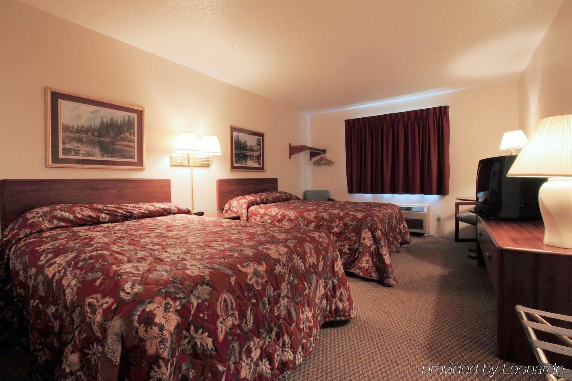 Magnuson Hotel Ironwood Ruang foto